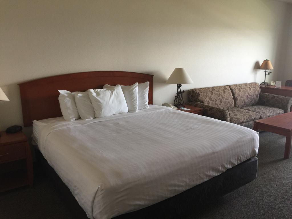 River Lodge And Cabins Boardman 客房 照片
