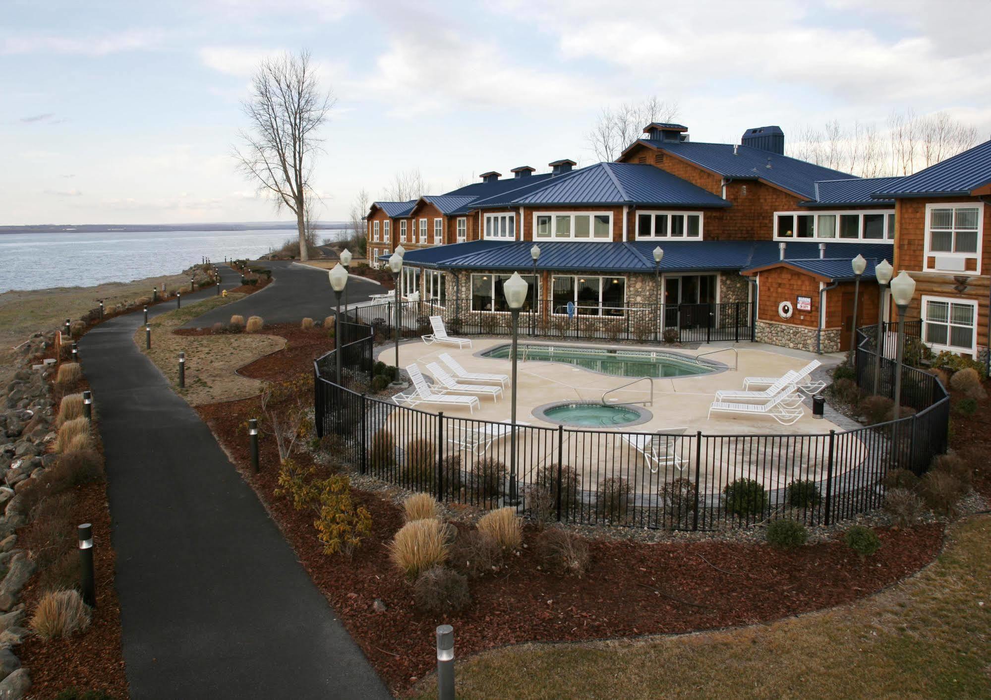 River Lodge And Cabins Boardman 外观 照片