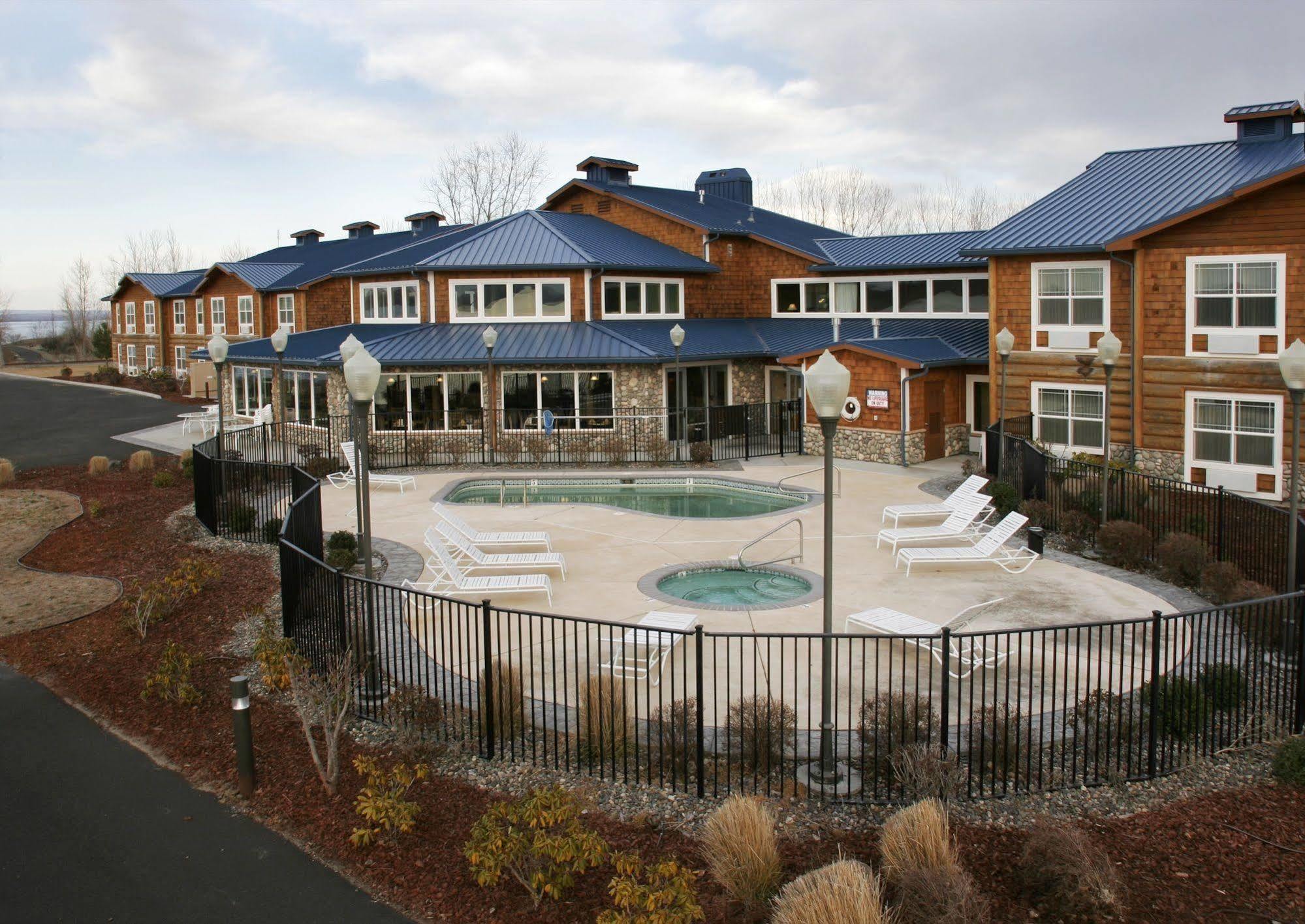 River Lodge And Cabins Boardman 外观 照片